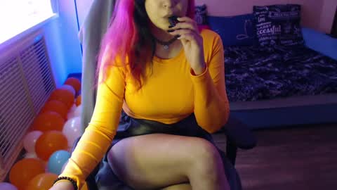 Miss Bailey online show from December 2, 11:56 am