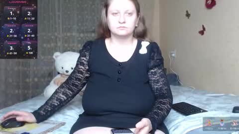 Snapshot of mistresscaro chatting on September 29, 8:46 pm mistresscaro online show from September 29, 8:46 pm