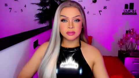 Snapshot of mistressivorykat chatting on March 14, 8:09 am Call me MISS JAS online show from March 14, 8:09 am