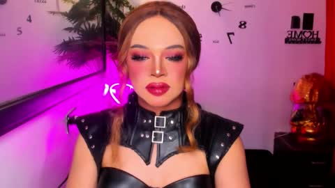 Snapshot of mistressivorykat chatting on March 20, 10:42 am Call me MISS JAS online show from March 20, 10:42 am