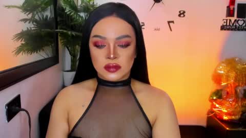 Snapshot of mistressivorykat chatting on March 22, 11:24 am Call me MISS JAS online show from March 22, 11:24 am