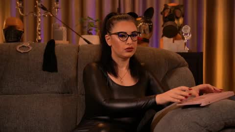 Mistress Kelly online show from October 2, 8:27 pm