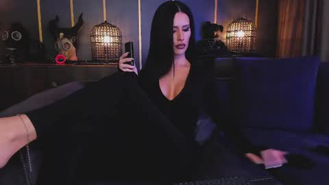 Snapshot of mistresslexa chatting on December 8, 9:19 pm MIstress Lexa online show from December 8, 9:19 pm