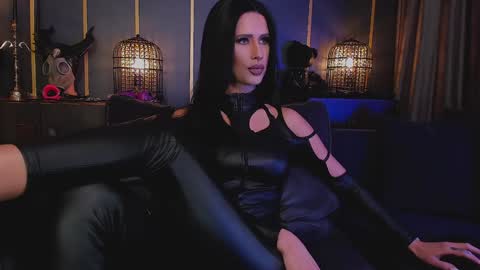 Snapshot of mistresslexa chatting on January 16, 1:48 am MIstress Lexa online show from January 16, 1:48 am