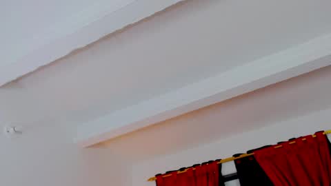 Snapshot of mistresslombana_666 chatting on May 11, 5:46 am Mistresslombana online show from May 11, 5:46 am