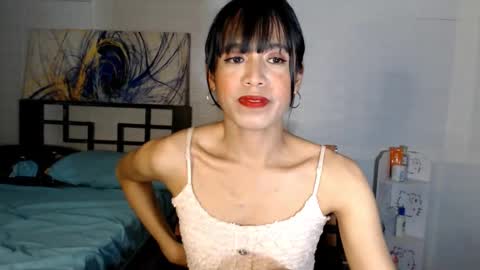 Snapshot of mistressnicoletrans chatting on December 6, 1:55 pm SexyCutieNicole online show from December 6, 1:55 pm