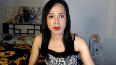 Snapshot of mistressnicoletrans chatting on December 21, 10:28 am SexyCutieNicole online show from December 21, 10:28 am