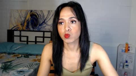 Snapshot of mistressnicoletrans chatting on January 11, 10:51 am SexyCutieNicole online show from January 11, 10:51 am