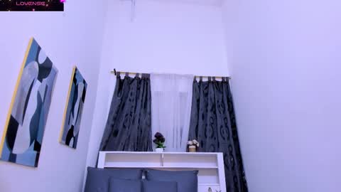 Snapshot of mistt_miaa chatting on February 23, 5:21 pm mistt_miaa online show from February 23, 5:21 pm