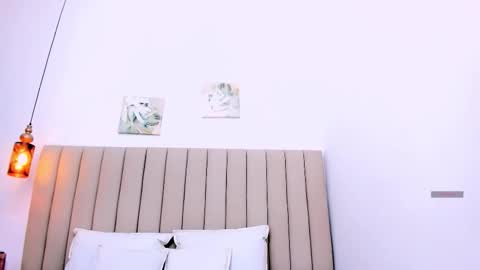 Snapshot of mistt_miaa chatting on March 27, 6:18 pm mistt_miaa online show from March 27, 6:18 pm