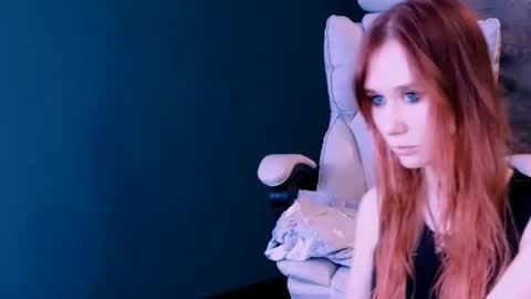 Snapshot of misty_arrow chatting on February 13, 8:27 am Jenny online show from February 13, 8:27 am