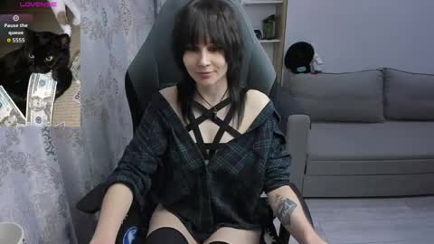 misty_dark online show from May 20, 11:05 am