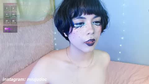 Snapshot of misty_miu chatting on April 17, 6:05 am Misty online show from April 17, 6:05 am