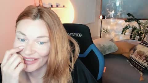 MistyBarnes NONUDE MODEL online show from May 3, 4:13 pm