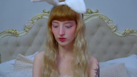 Misty online show from April 3, 6:44 am