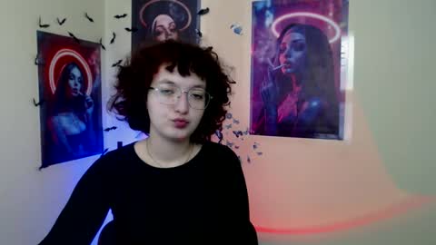 Aria online show from October 19, 12:17 pm