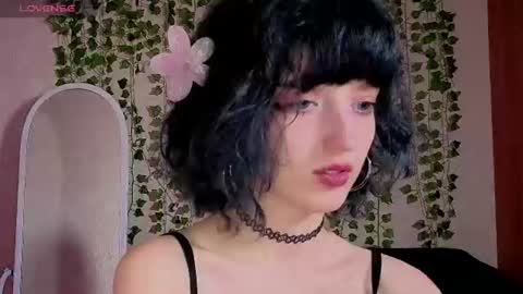 Snapshot of mistyverse chatting on June 24, 12:26 pm Misty - mistymarlow online show from June 24, 12:26 pm