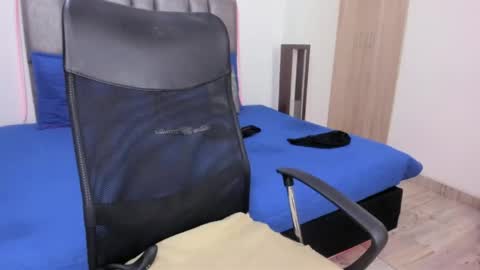 mitchbukanan online show from May 21, 1:01 am