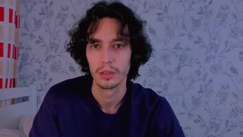 MitchelKors online show from April 2, 2:09 am