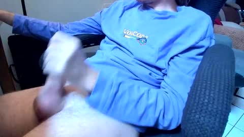 Snapshot of mitchelletbella chatting on January 11, 9:47 am MitchellBWC online show from January 11, 9:47 am