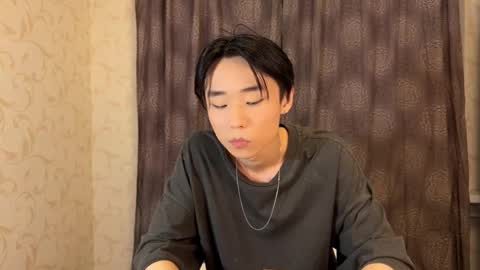 Snapshot of miti_121 chatting on September 13, 12:32 am Johnny online show from September 13, 12:32 am