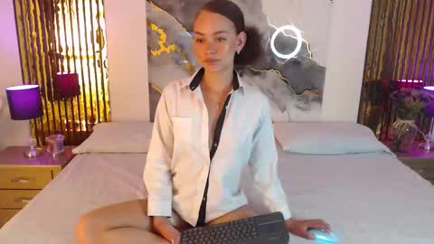 Mtica Brennet online show from January 15, 3:22 am