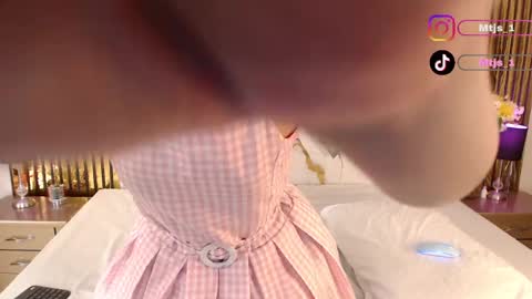 Mtica Brennet online show from May 16, 5:04 am