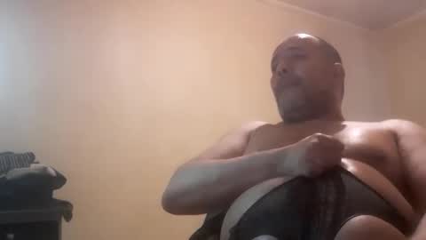 Snapshot of mito51 chatting on February 4, 4:18 pm mito51 online show from February 4, 4:18 pm