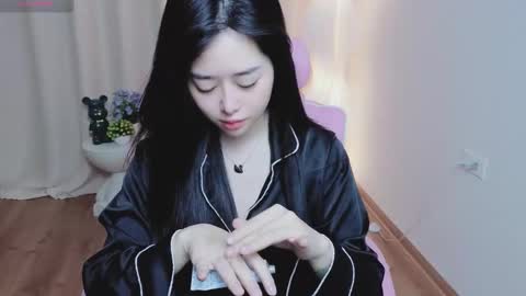 miu online show from December 22, 2:30 am