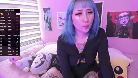  Miwa Violet  online show from February 22, 8:20 pm