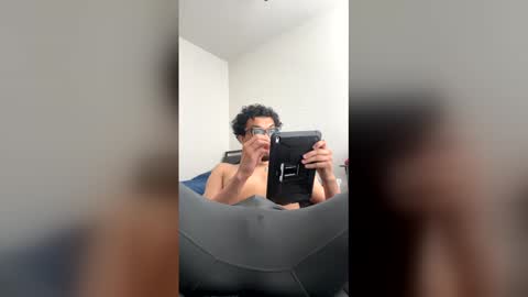 mixedaquarius online show from March 24, 7:30 pm