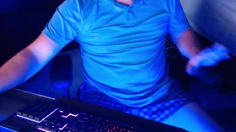 Snapshot of mixedasianforever chatting on January 7, 5:37 pm mixedasianforever online show from January 7, 5:37 pm