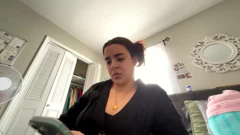 mixedbaby98 online show from February 12, 4:35 pm