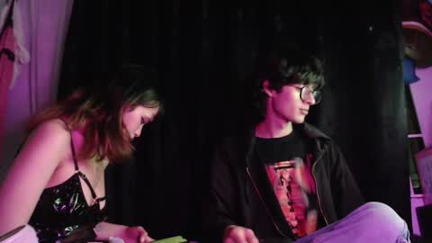 Snapshot of mixipeach chatting on March 1, 12:01 am Naomi and Nekorii online show from March 1, 12:01 am