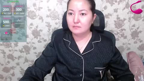 Snapshot of miya_asian_pinay555 chatting on January 16, 3:02 am Miya single mom online show from January 16, 3:02 am