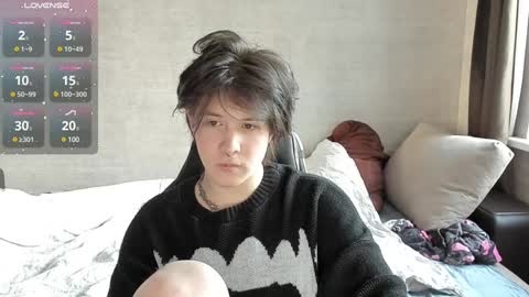 Snapshot of miya_chinen chatting on December 18, 9:04 am Miya online show from December 18, 9:04 am