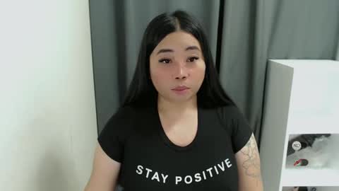 Snapshot of miya_licious chatting on May 5, 1:19 pm cassie marie online show from May 5, 1:19 pm