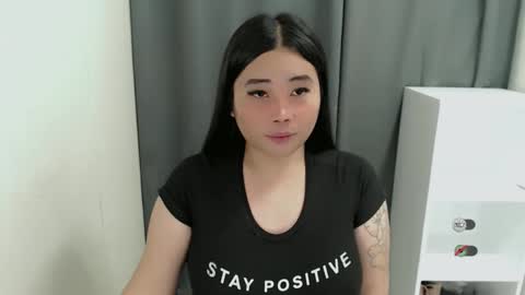 Snapshot of miya_licious chatting on May 16, 11:53 am cassie marie online show from May 16, 11:53 am