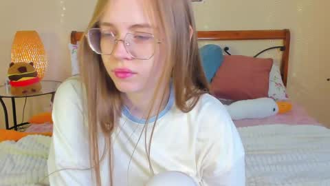Snapshot of miya_soft chatting on June 8, 1:28 am Miya online show from June 8, 1:28 am