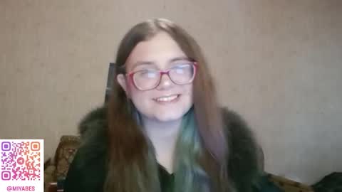 Snapshot of miyabe chatting on September 30, 1:27 pm Milana online show from September 30, 1:27 pm