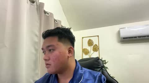 Michole Jay online show from December 1, 1:49 pm