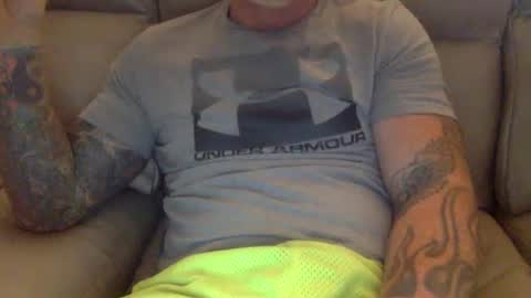 Snapshot of mjg175 chatting on December 3, 4:28 pm SexyRed online show from December 3, 4:28 pm