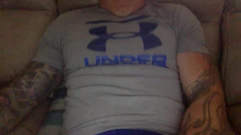 Snapshot of mjg175 chatting on January 2, 5:39 pm SexyRed online show from January 2, 5:39 pm