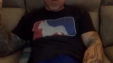 Snapshot of mjg175 chatting on January 3, 4:16 pm SexyRed online show from January 3, 4:16 pm
