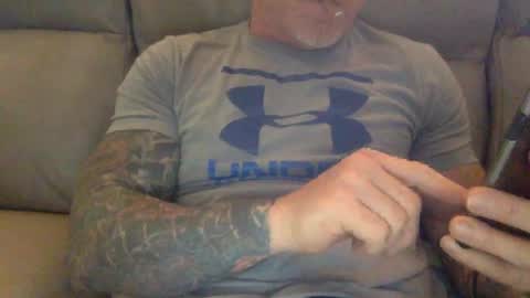 Snapshot of mjg175 chatting on January 21, 8:21 pm SexyRed online show from January 21, 8:21 pm