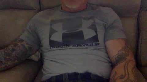 Snapshot of mjg175 chatting on January 28, 5:46 pm SexyRed online show from January 28, 5:46 pm