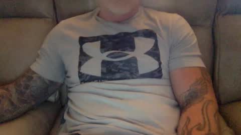 Snapshot of mjg175 chatting on January 29, 9:28 pm SexyRed online show from January 29, 9:28 pm