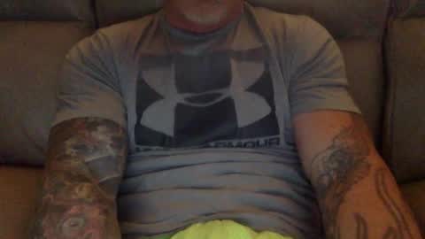 Snapshot of mjg175 chatting on February 1, 10:02 pm SexyRed online show from February 1, 10:02 pm