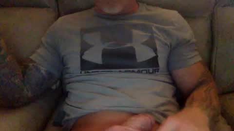 Snapshot of mjg175 chatting on February 11, 4:35 pm SexyRed online show from February 11, 4:35 pm