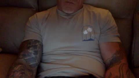 Snapshot of mjg175 chatting on February 12, 10:59 pm SexyRed online show from February 12, 10:59 pm